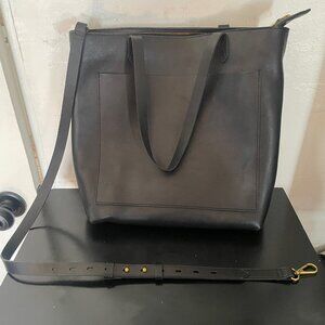 Madewell Transport Tote Medium in Black Leather, Like New